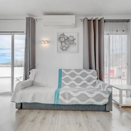 Апартаменты Amazing View Penthouse Huge Private Terrace